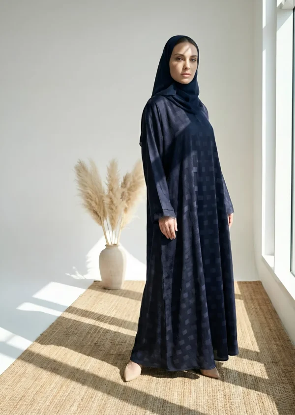 10 Allure Blue