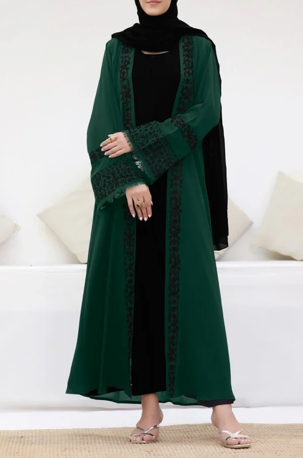 23 Mystical Green